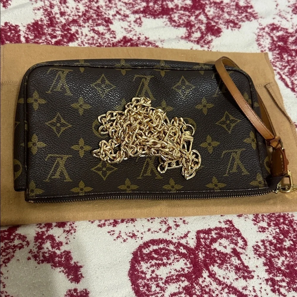 Louis Vuitton Monogram Pochette Accessories